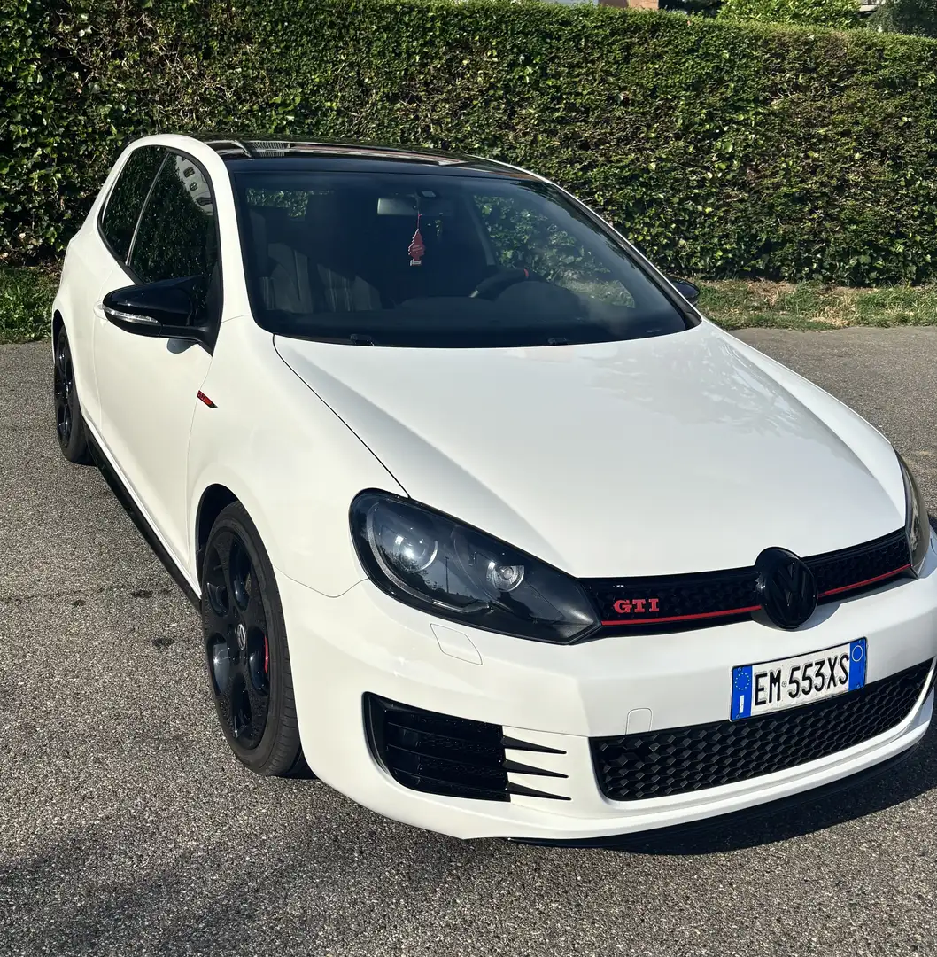 Volkswagen Golf GTI 3p 2.0 tsi - 1