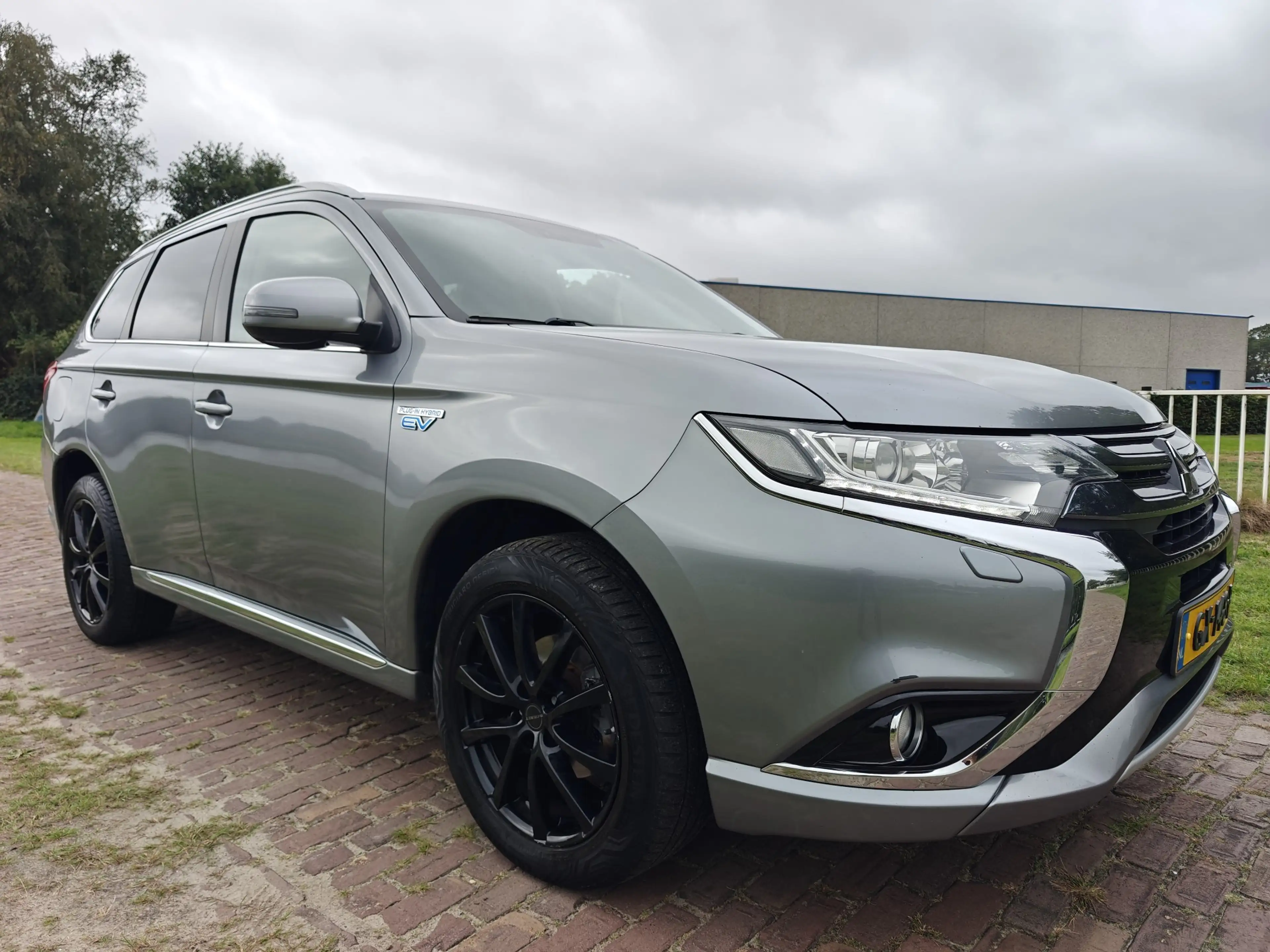 Mitsubishi Outlander 2.0 PHEV Business Ed