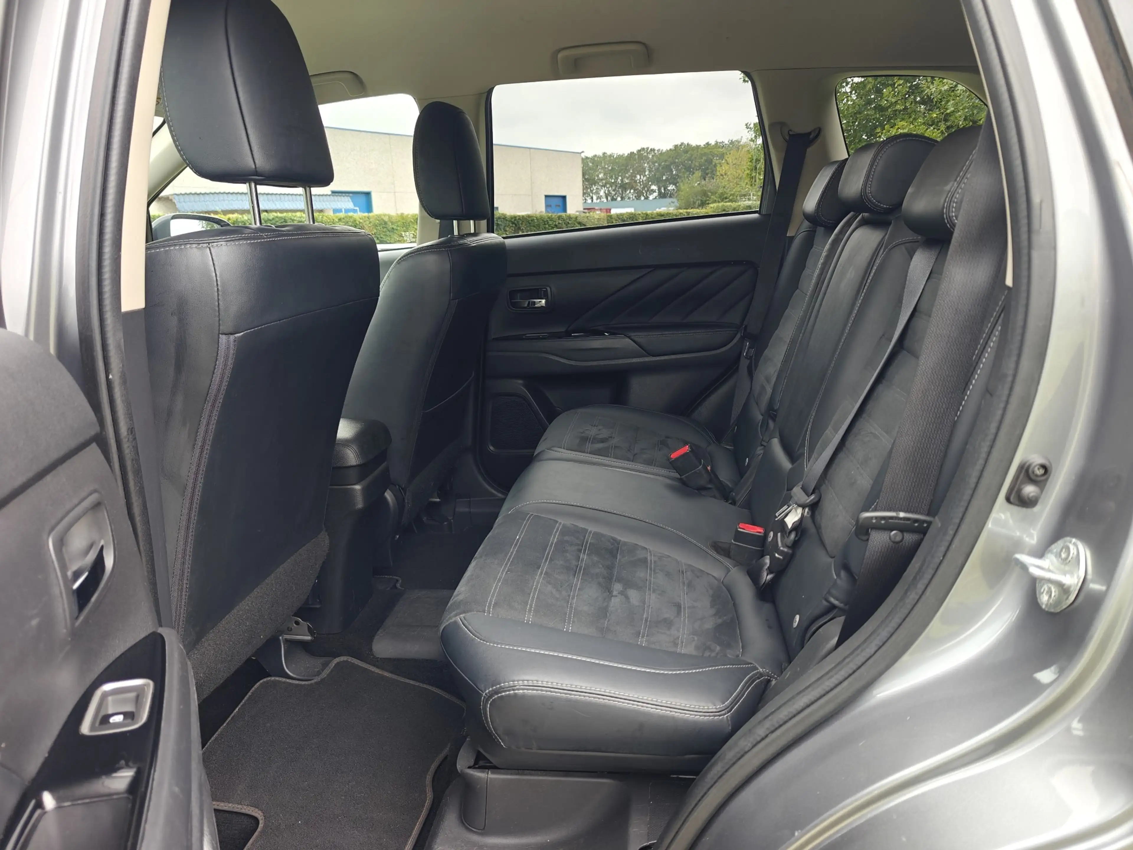 Mitsubishi Outlander 2.0 PHEV Business Ed — photo 7