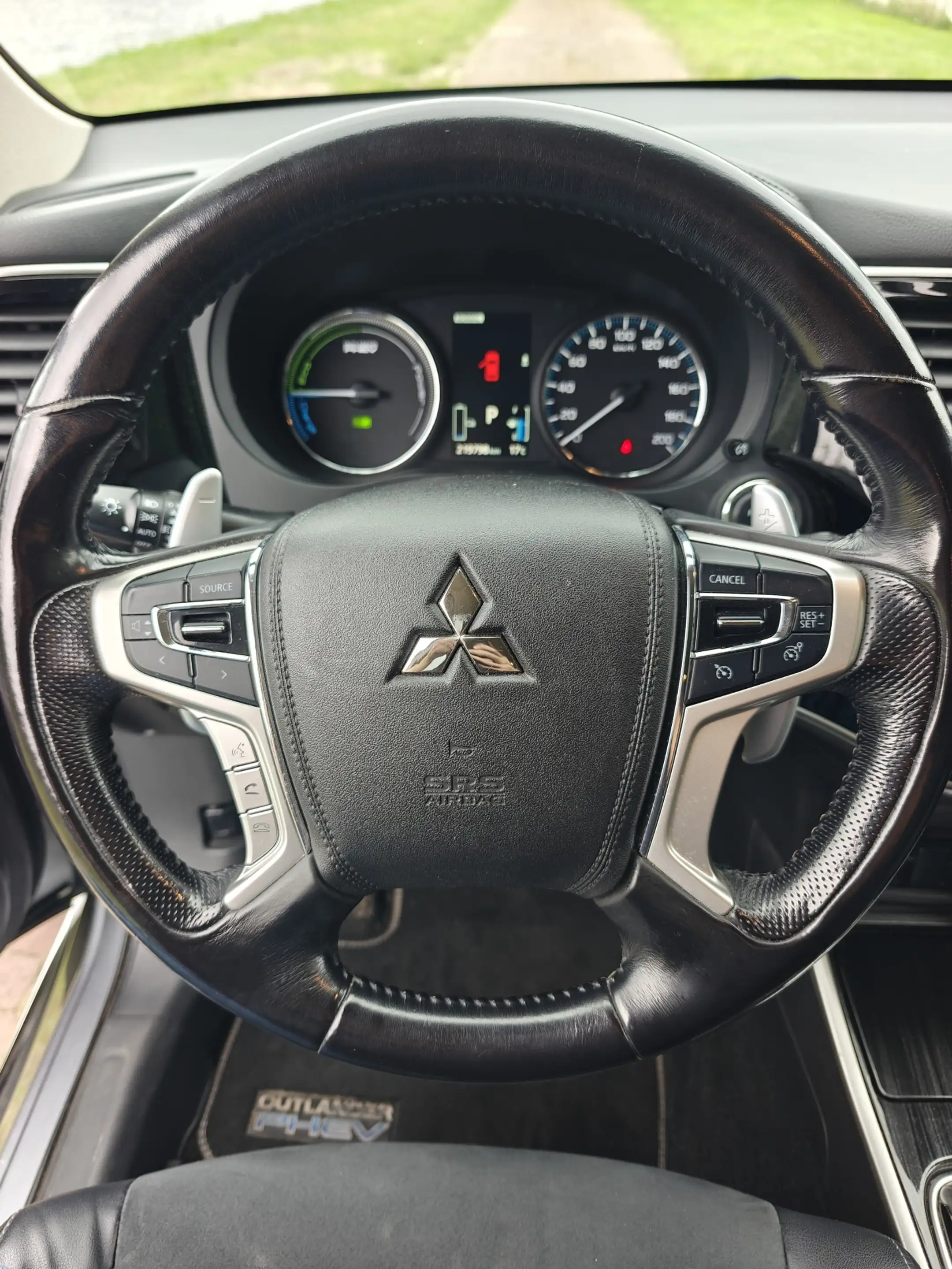 Mitsubishi Outlander 2.0 PHEV Business Ed — photo 14
