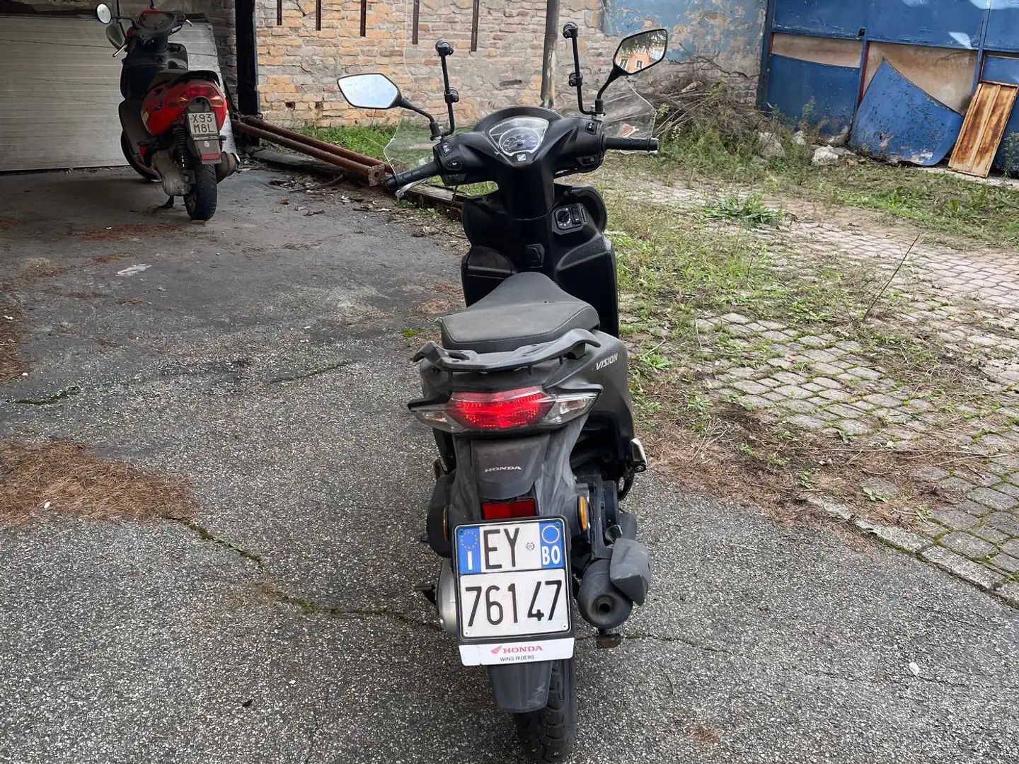 Honda Vision 110 Czarny - 1