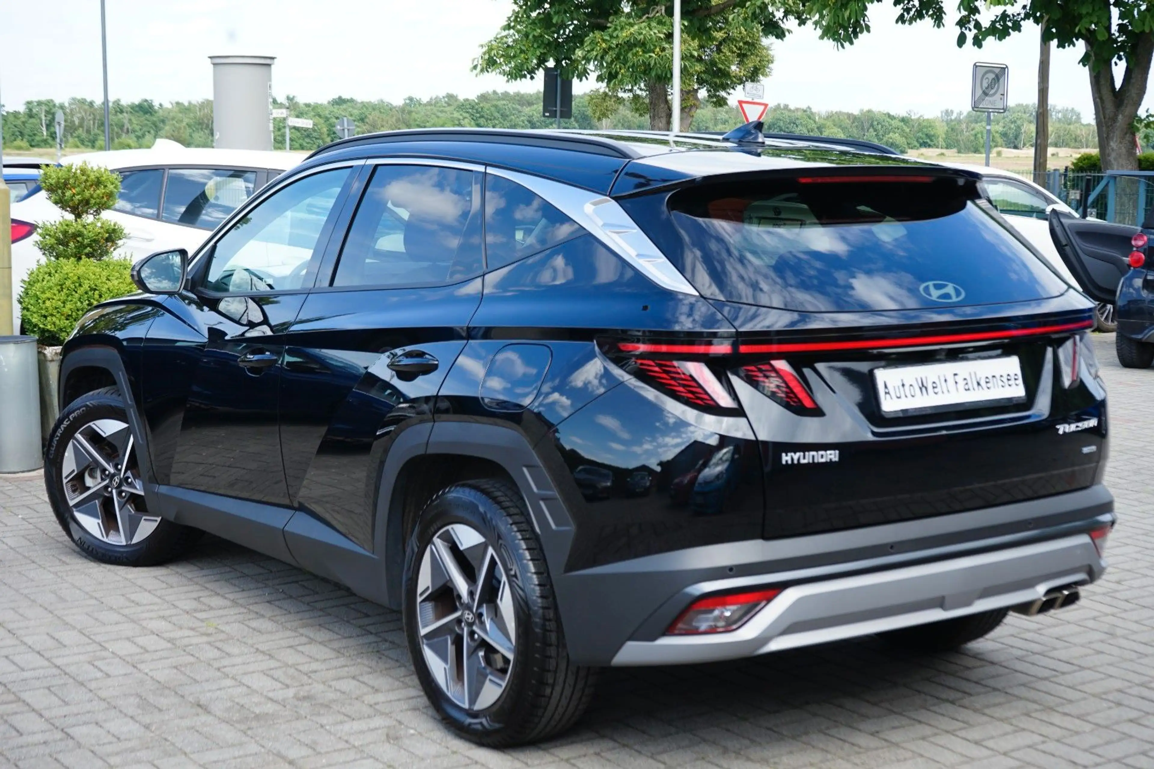 Hyundai TUCSON 1.6 T-GDI Hybrid Trend Auto 4WD — photo 6