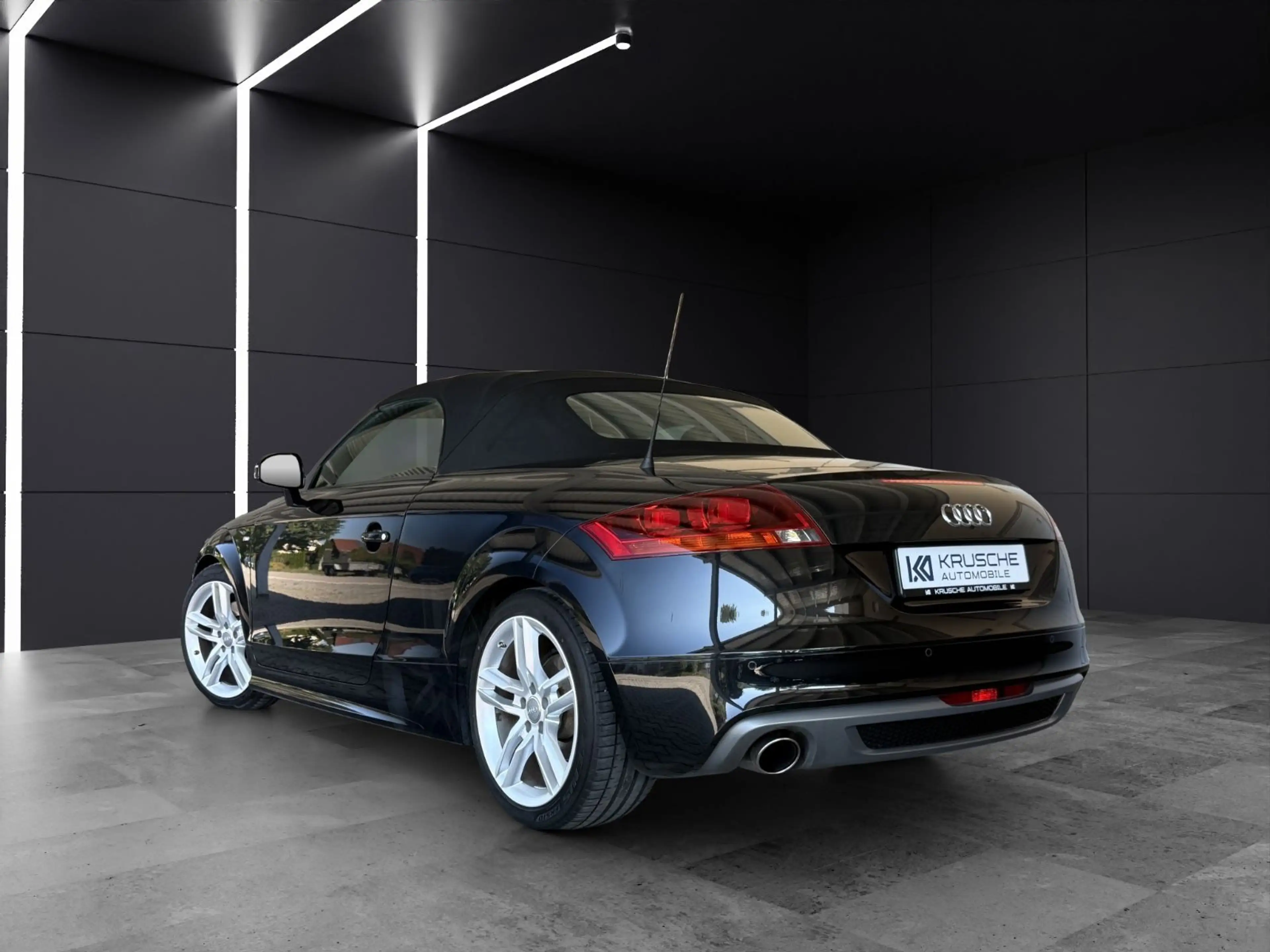 Audi TT 2.0 TFSI Roadster*S-Line Plus*Xenon*PDC*NAVI* — photo 4