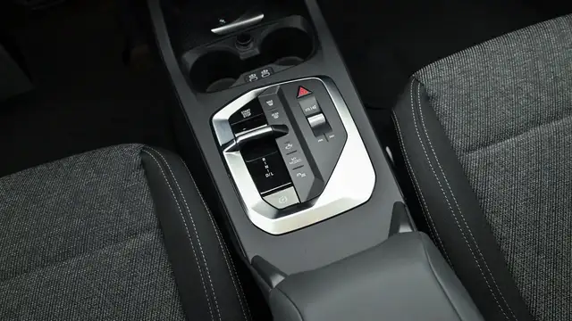 BMW 1 Series view 7