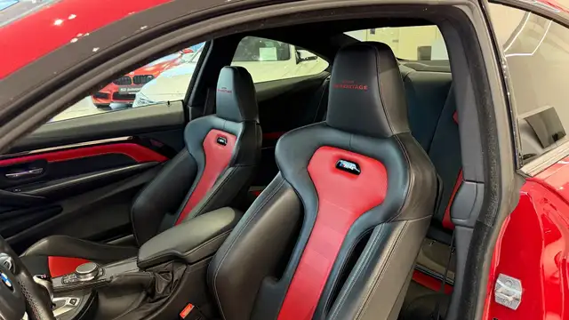 BMW M4 Competition Aut. HERITAGE Edition 1 von 750 Ansicht 30