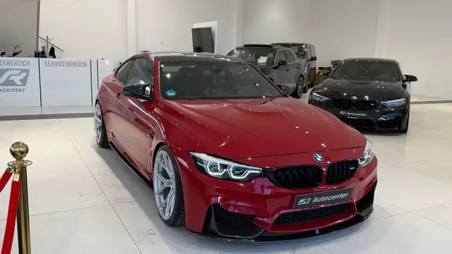 BMW M4 Competition Aut. HERITAGE Edition 1 von 750 Ansicht 5
