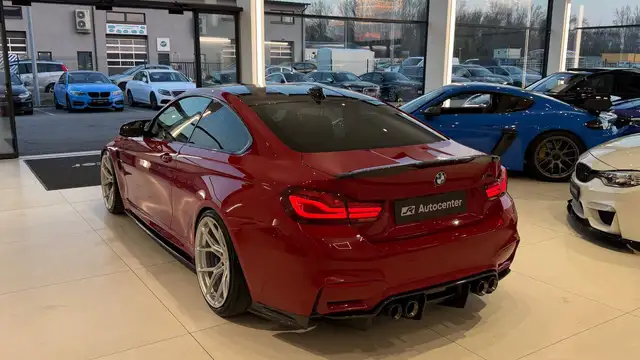 BMW M4 Competition Aut. HERITAGE Edition 1 von 750 Ansicht 8