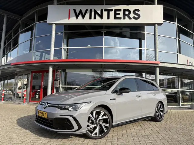 Volkswagen Golf Variant 1.5 eTSI / 150 pk R-Line Business+ Automaat | 19"
