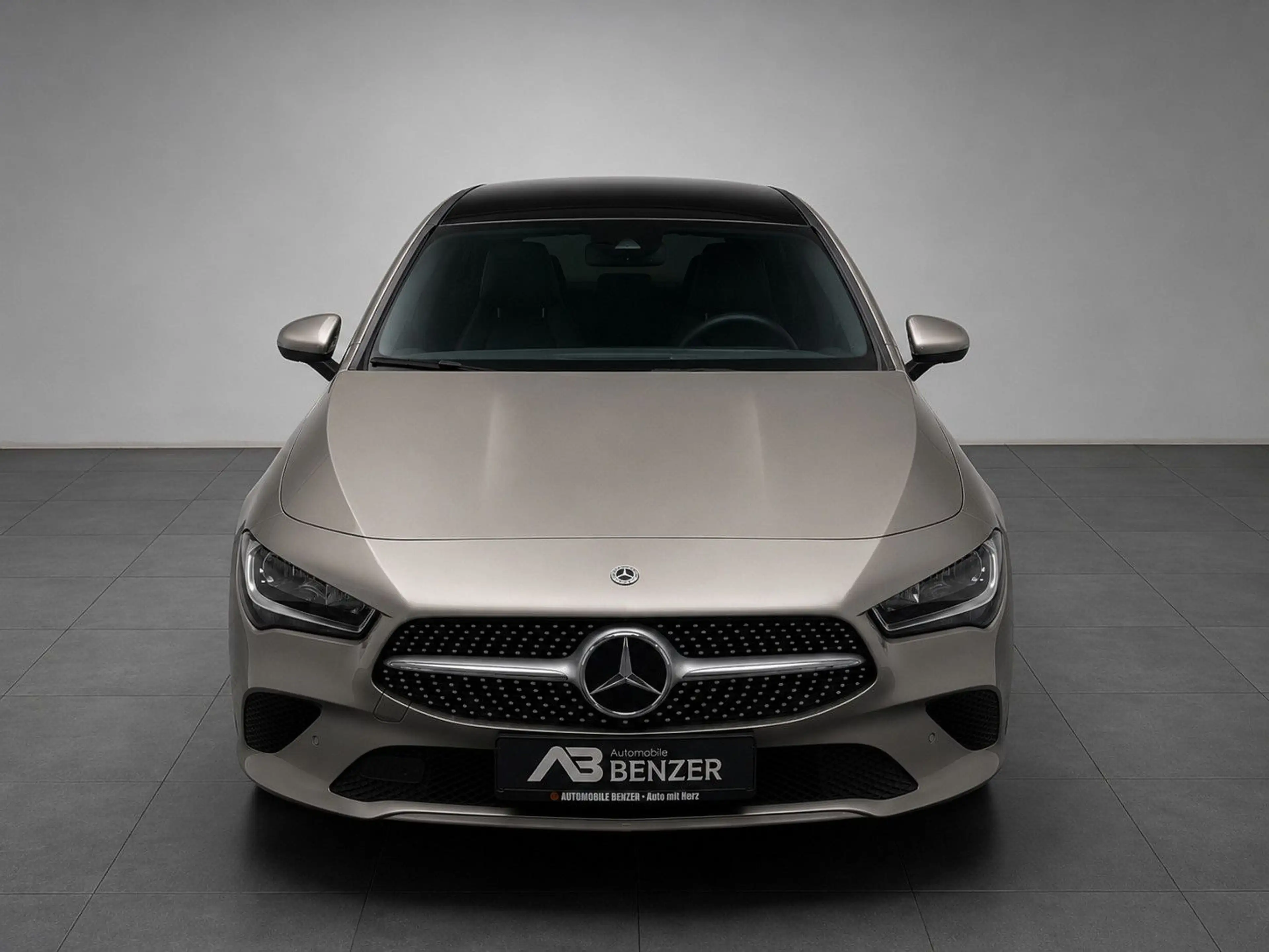 Mercedes-Benz CLA 220 d/PANO/Ambiente/NAVI/SHZ/LED-TFL/CarPlay — photo 3