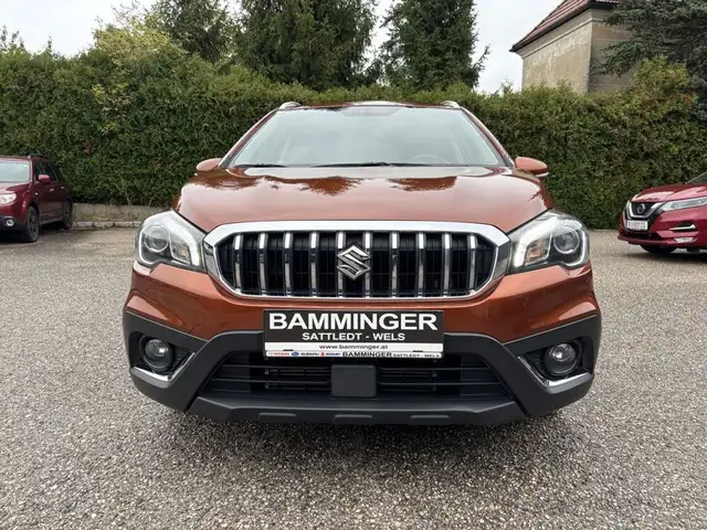 Suzuki SX4 S-Cross 1,4 DITC 4WD shine 36-MONATE GARANTIE