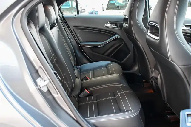 Mercedes-Benz A view 15