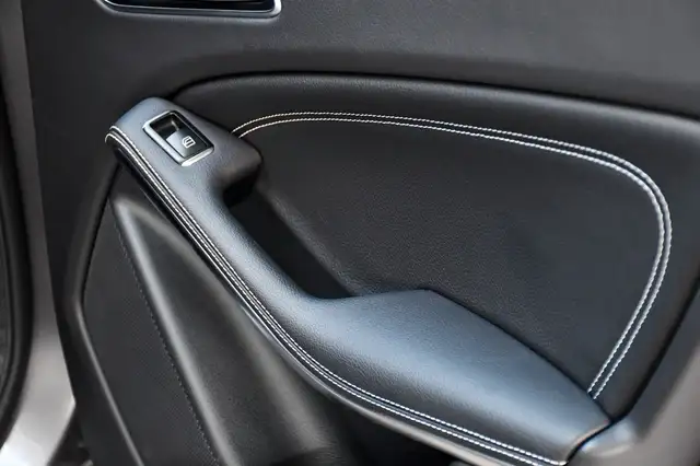 Mercedes-Benz A view 12