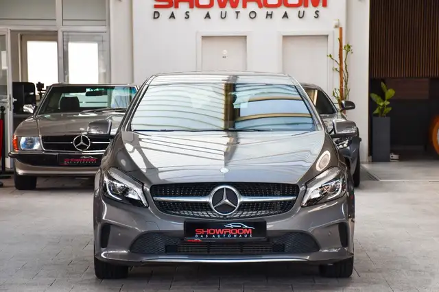 Mercedes-Benz A view 4