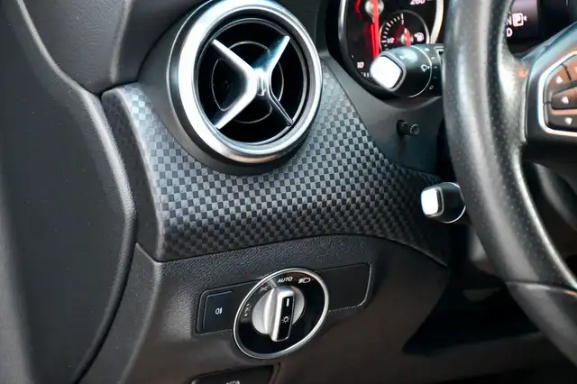 Mercedes-Benz A view 8