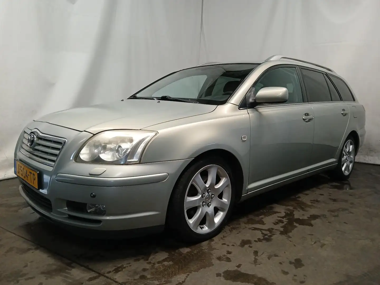 Toyota Avensis Wagon 2.4 VVTi Executive - Schade Groen - 2