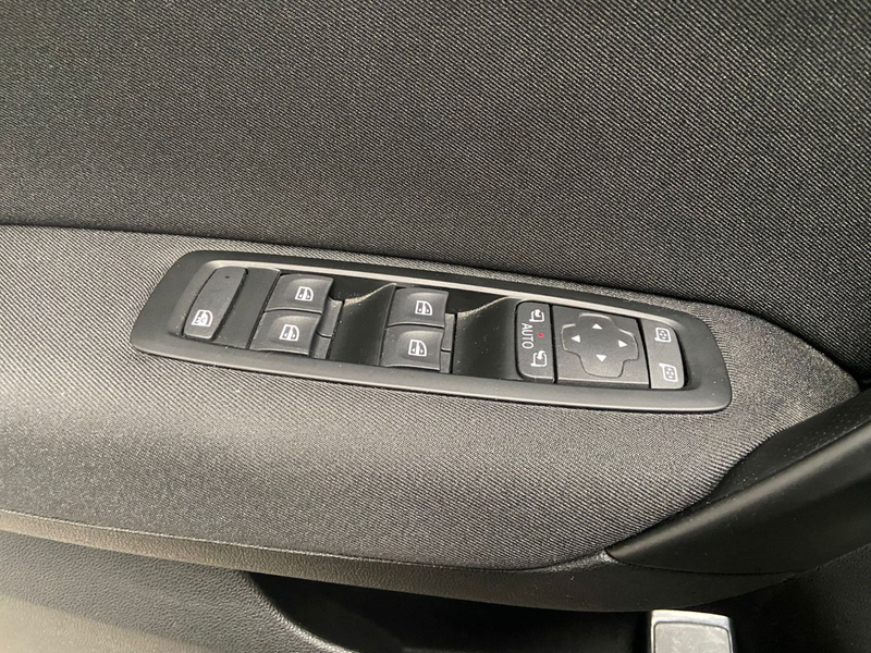 Renault Megane Lim Automatik Kamera Navi Sitzheiz  Xenon — photo 14