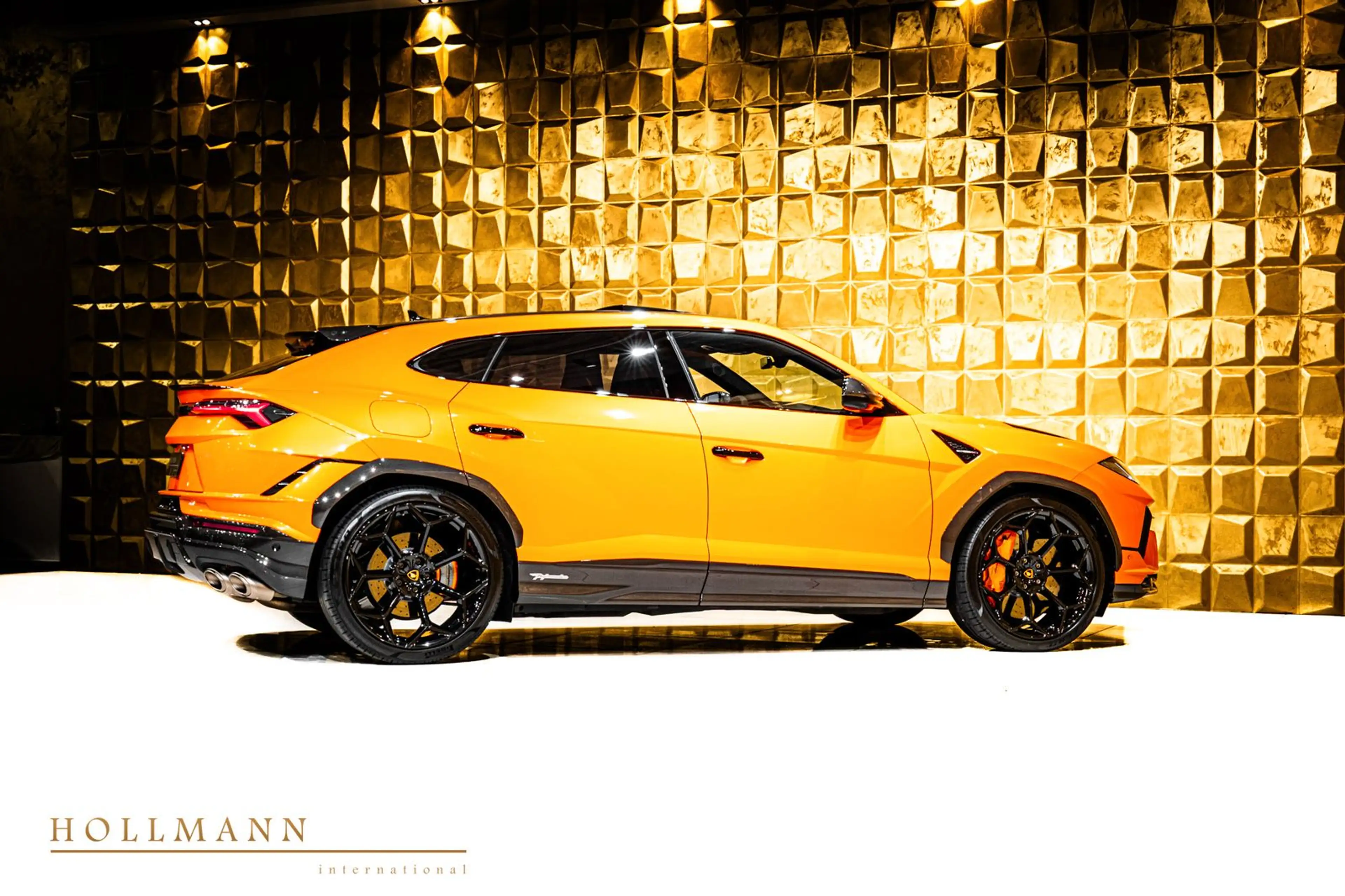 Lamborghini Urus + PERFORMANTE + FULL CARBON + 3D B&O — photo 4
