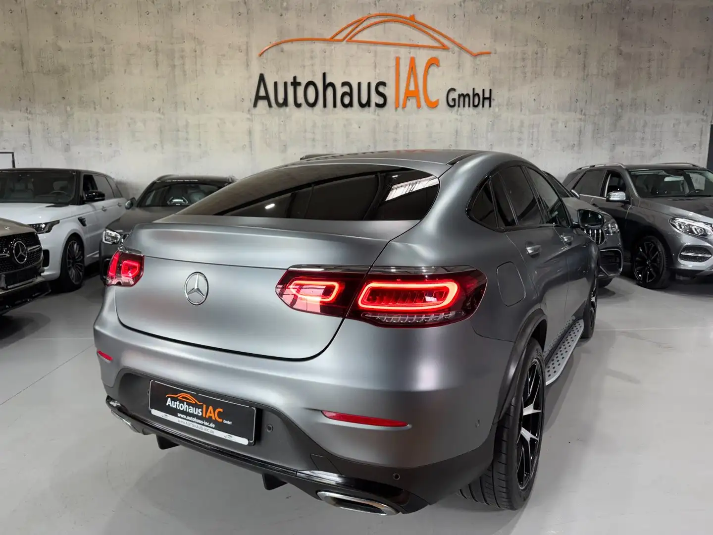 Mercedes-Benz GLC 300 /Coupe/4Matic/AMG/SCHIEBEDACH/360*/MAGNO Grau - 2