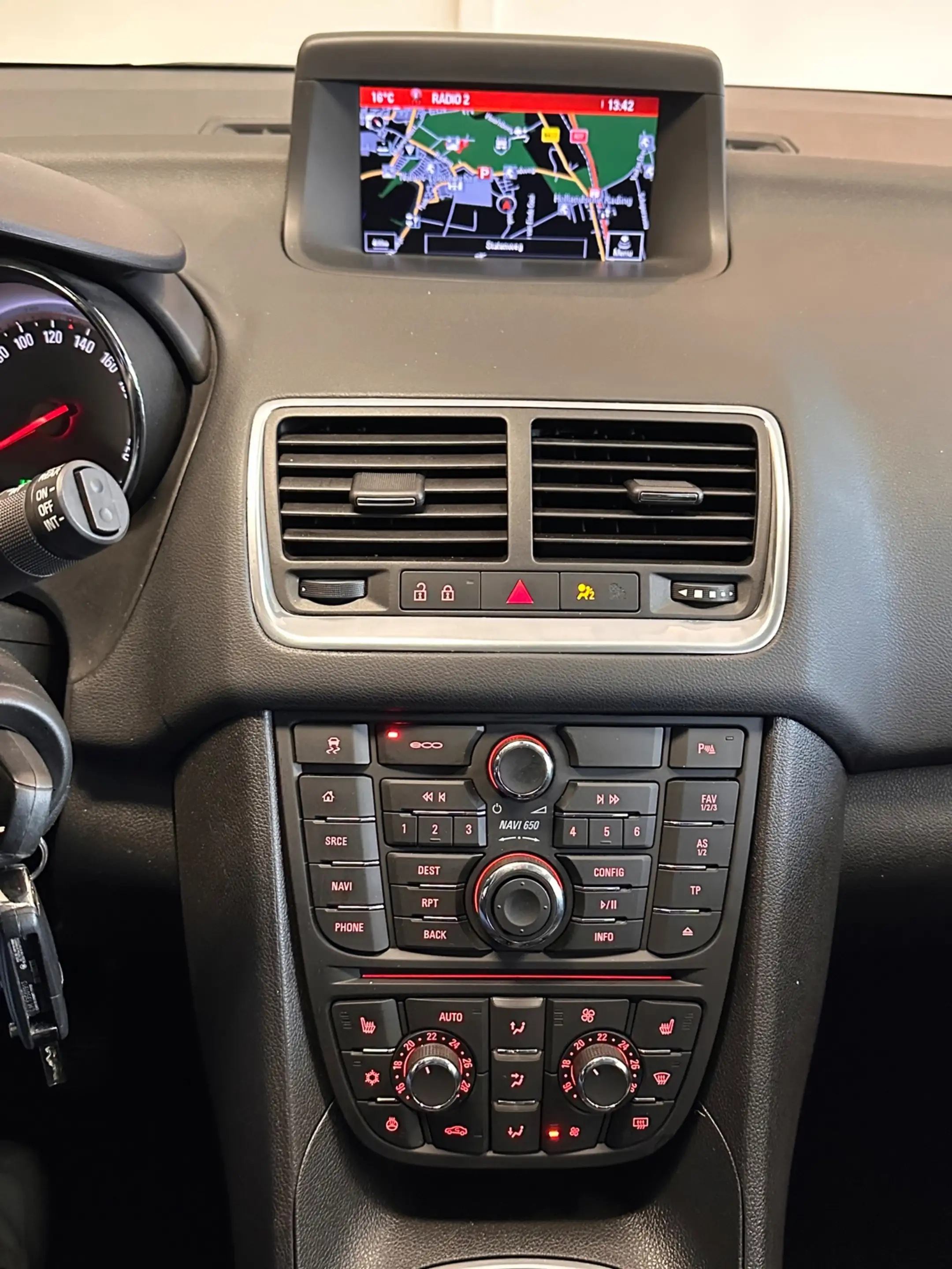 Opel Meriva 1.4 Turbo Blitz / 2016 /Leer / Navi / Trekhaak — photo 9