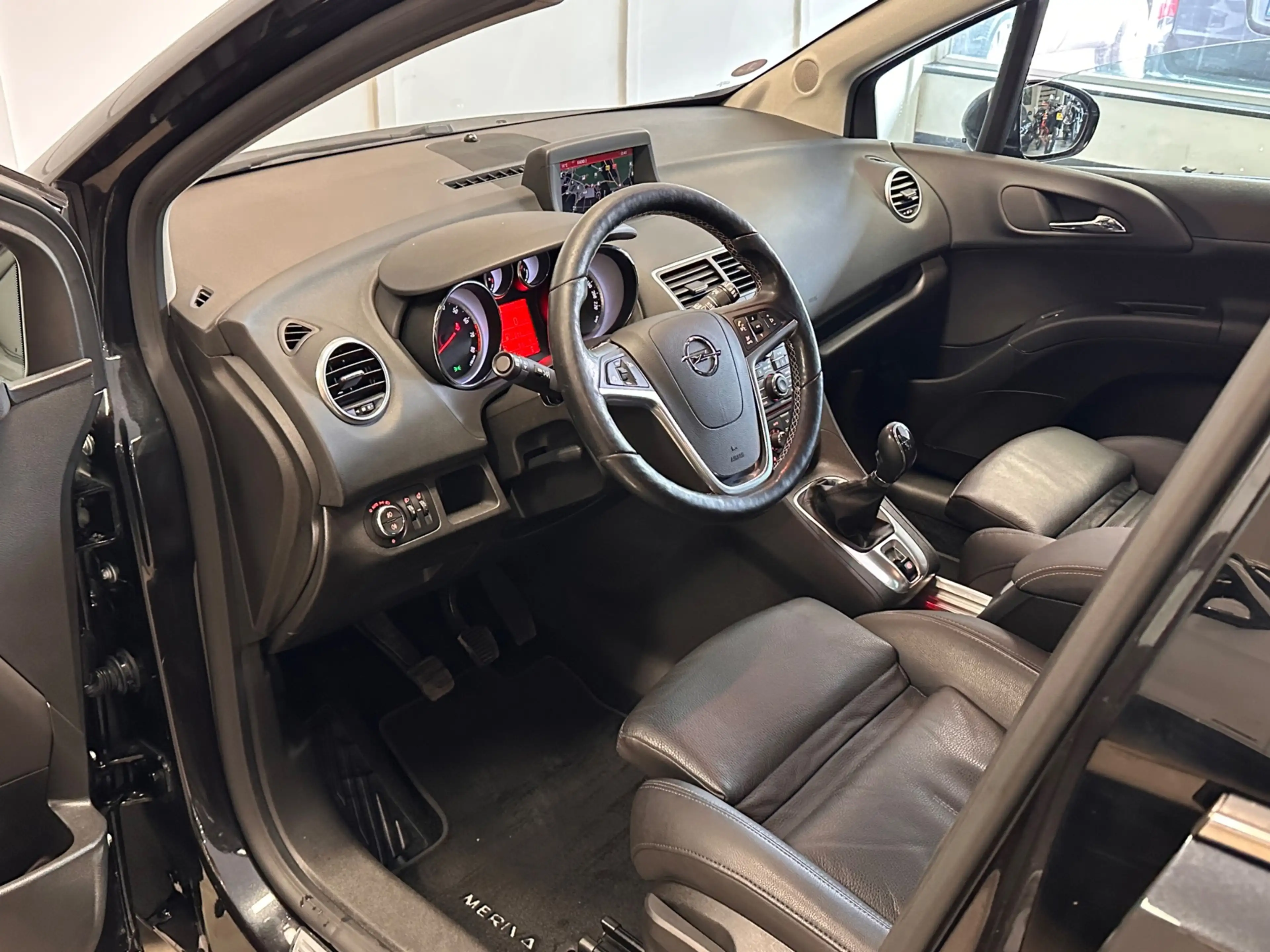 Opel Meriva 1.4 Turbo Blitz / 2016 /Leer / Navi / Trekhaak — photo 4