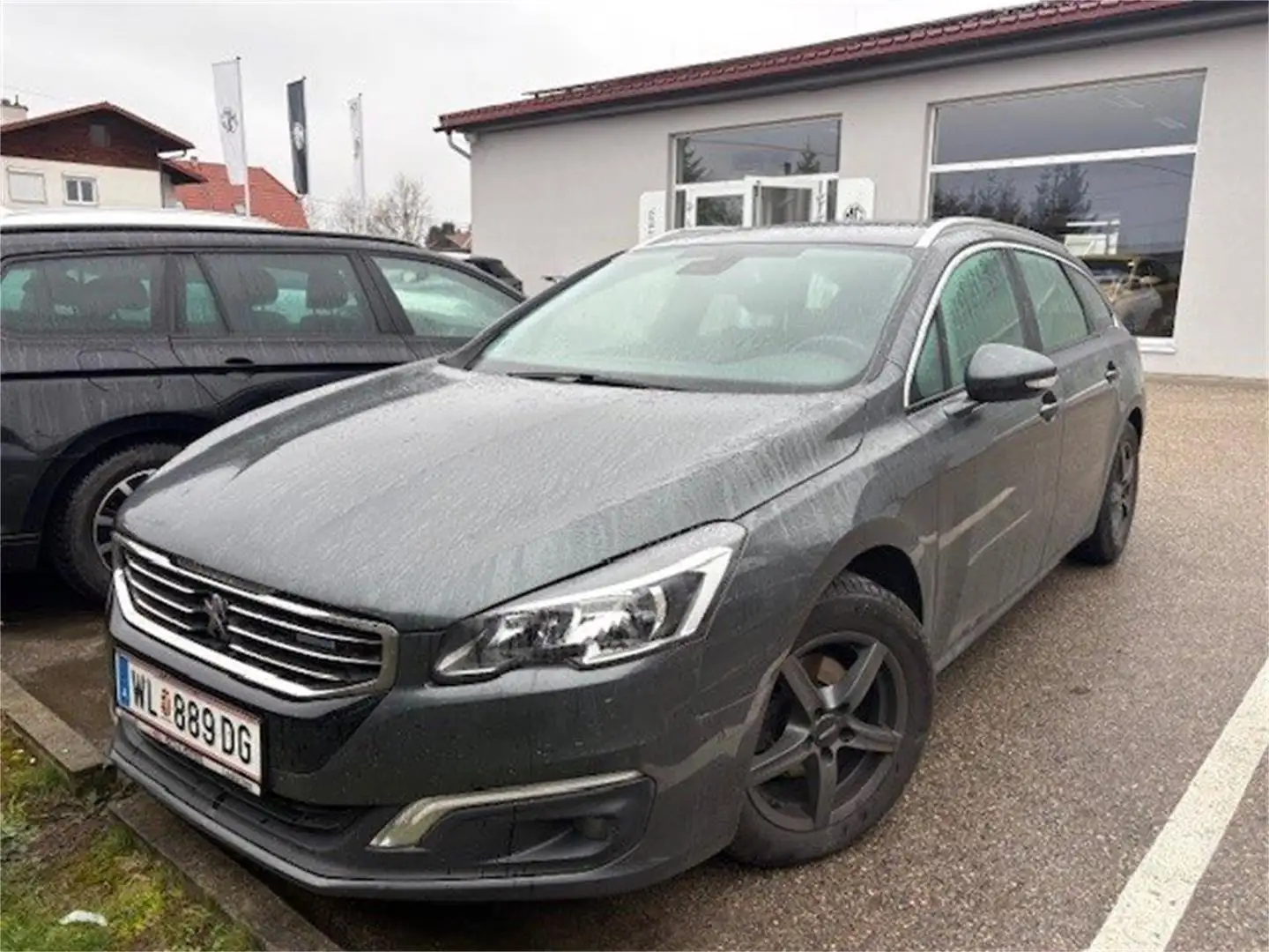Peugeot 508 SW 1,6 BlueHDI 120 S&S EAT6 Active Gris - 1
