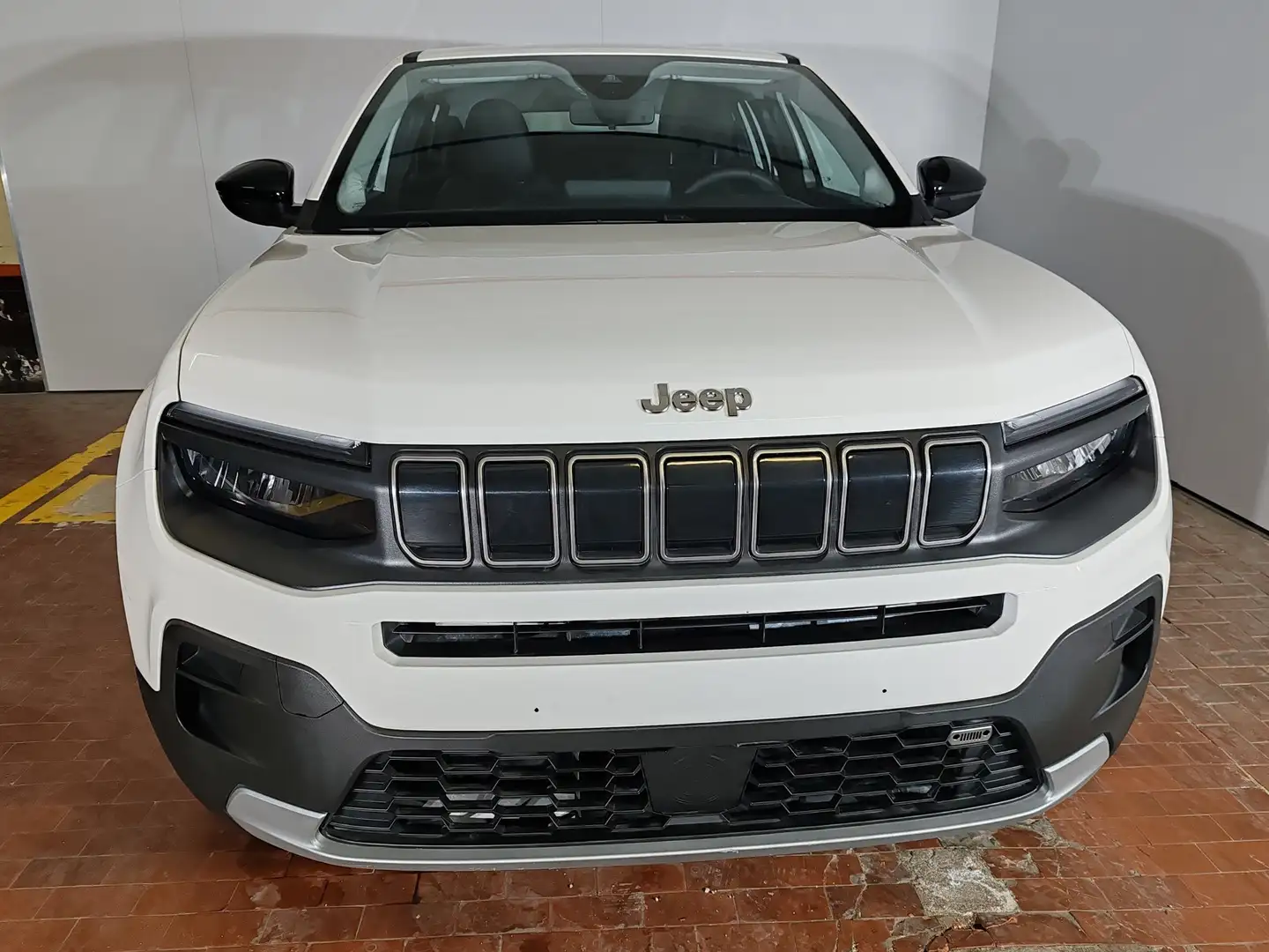 Jeep Avenger 1.2 Turbo 100cv Altitude bijela - 2