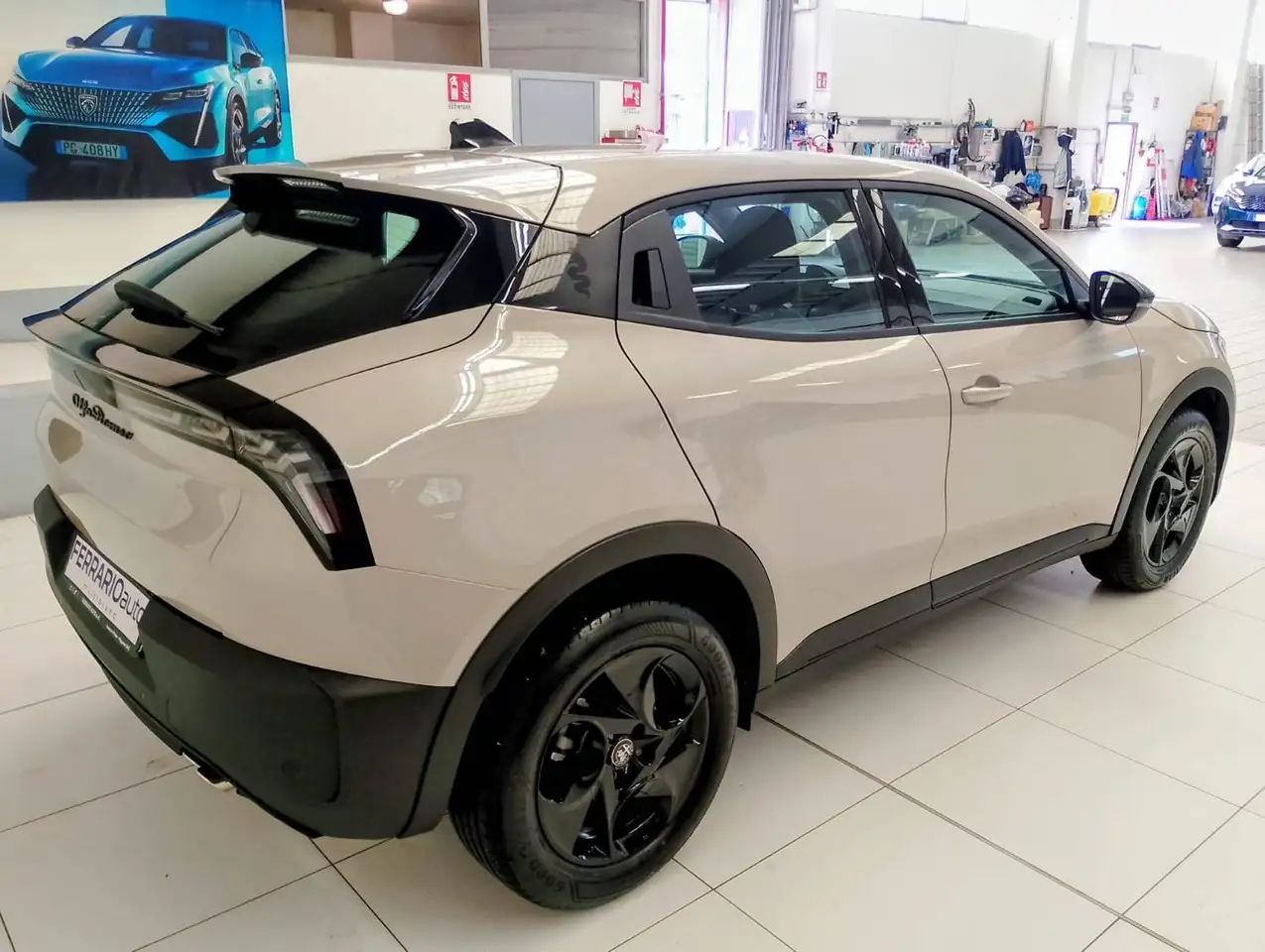 Alfa Romeo Junior 2025