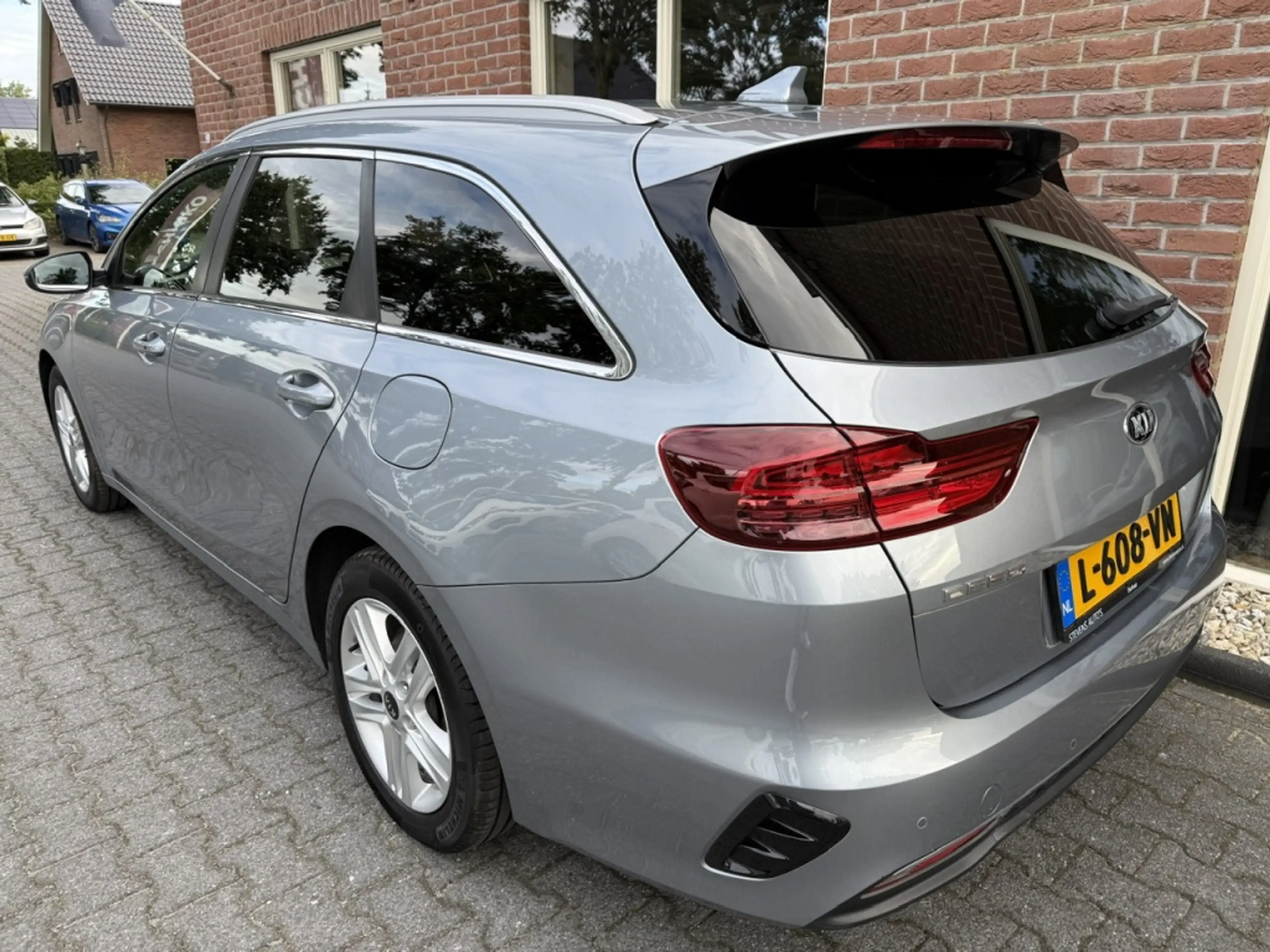 Kia Ceed SW / cee'd SW Sportswagon 1.0 T-GDi Dyn.PlusL. STOEL&STUUR VERW. — photo 11