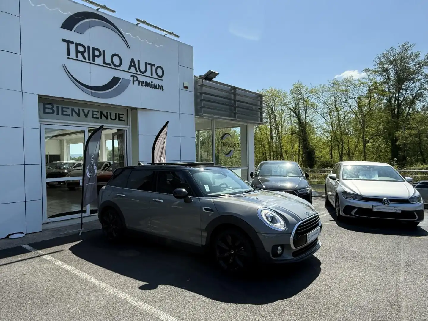 MINI Mini Clubman 1.5i - 136 - BVA CLUBMAN Edition Kens Серый - 1