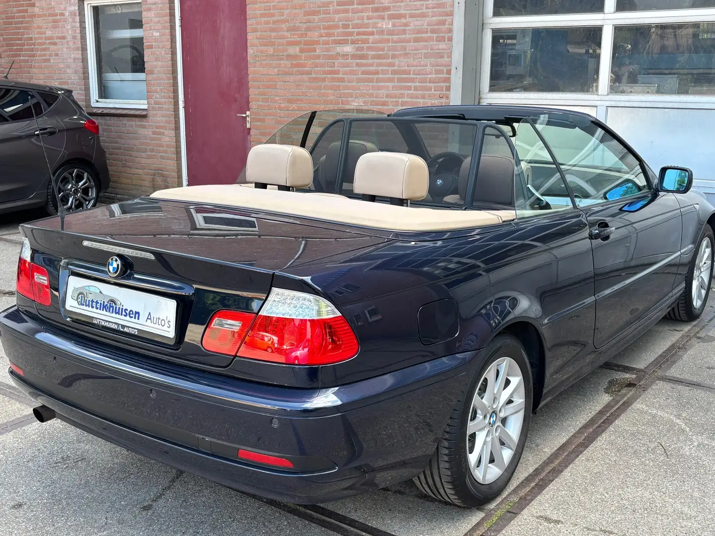 BMW 318 3-serie Cabrio 318Ci,XENON,LEER,119.000KM,nIEUWSTA Blauw - 2