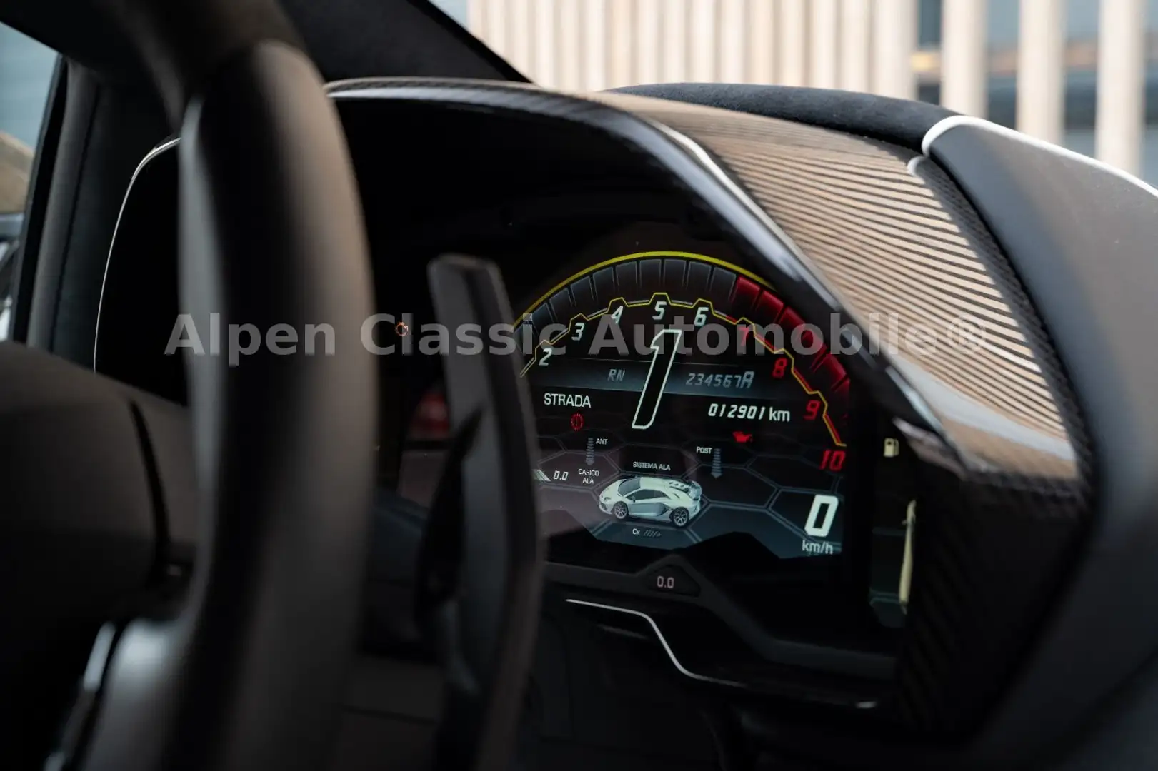 Lamborghini Aventador SVJ*Lift*Mtl. Rate 6550 Euro² Bílá - 2