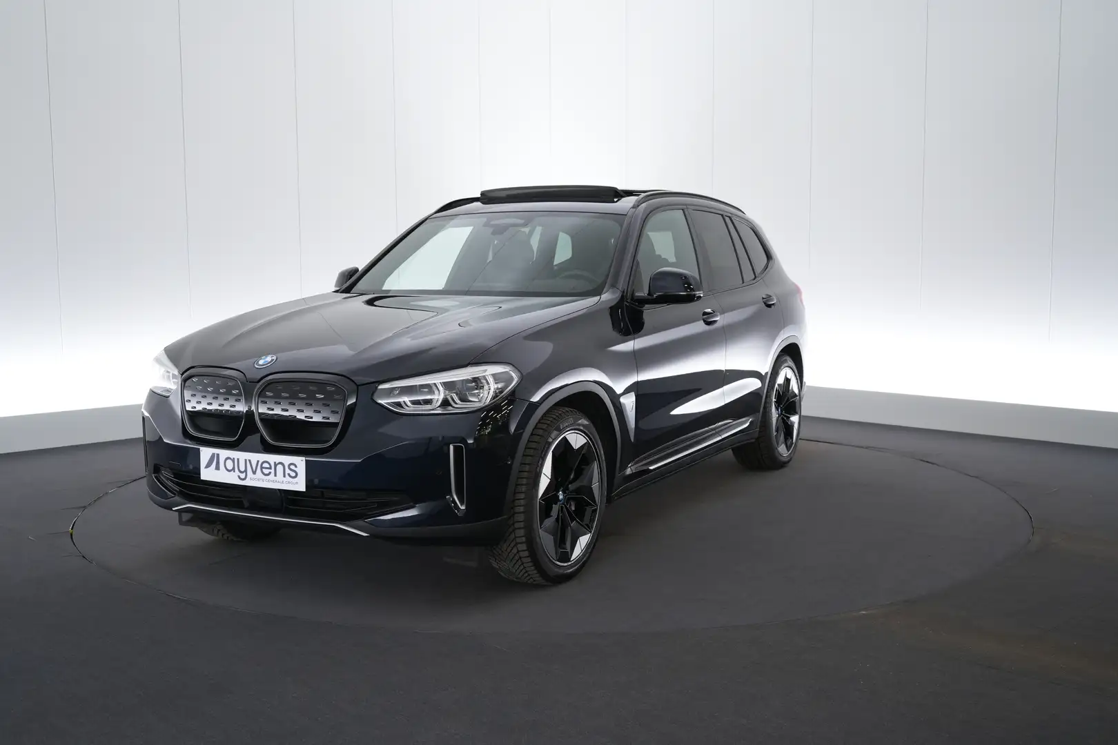 BMW iX3 80 kWh Impressive Shadow LEDER/CUIR Adapt. LED GPS Blauw - 1