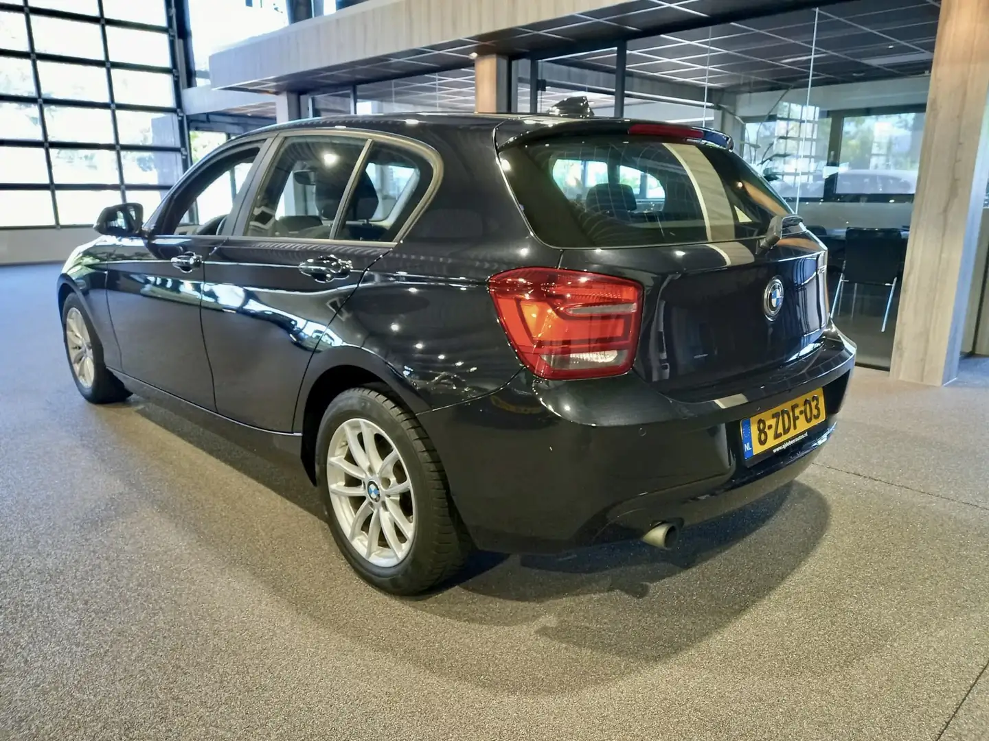 BMW 116 1-serie 116i Executive Automaat | Navigatie | Airc Noir - 2
