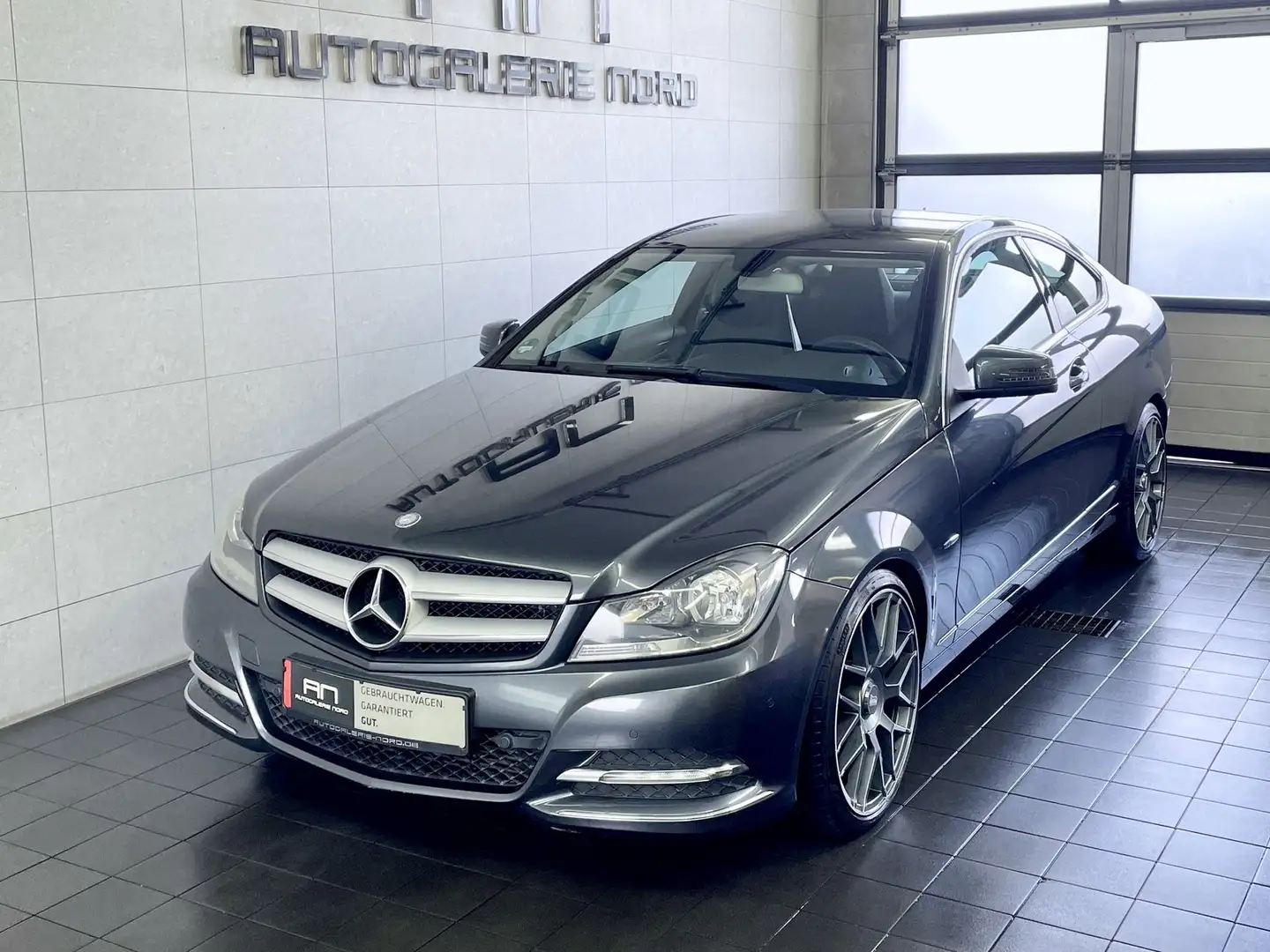 Mercedes-Benz C 220 CDI BlueEfficiency Leder+Parktronic+SHZ Grey - 2