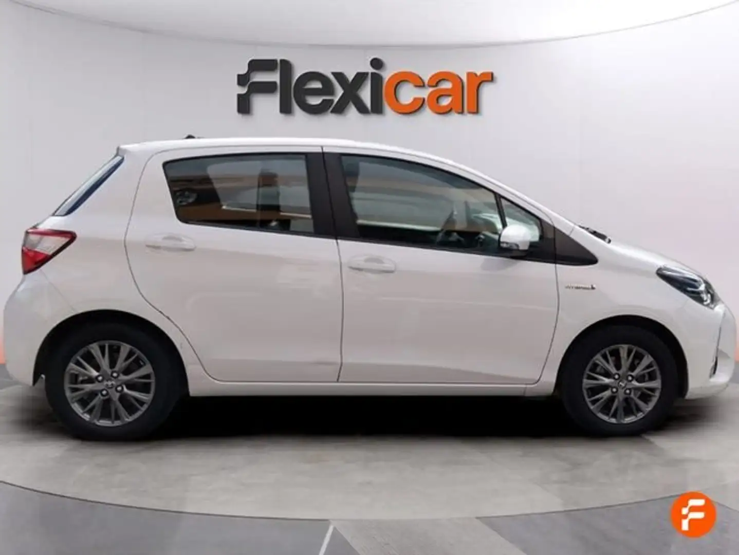 Toyota Yaris Gruau HYBRID Blanco - 2