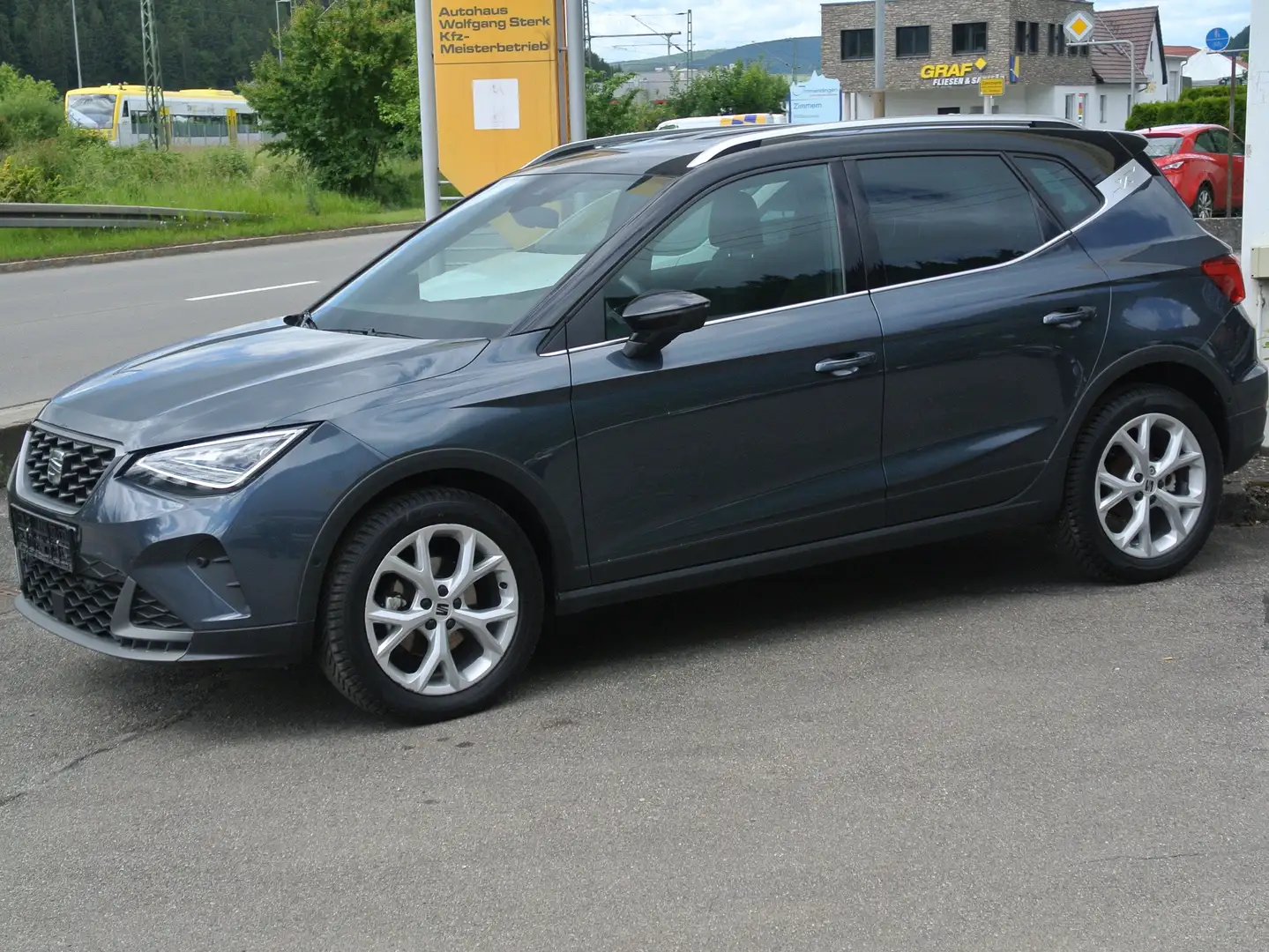 SEAT Arona FR Automatik Navi Kamera Sitzheizung Grau - 2
