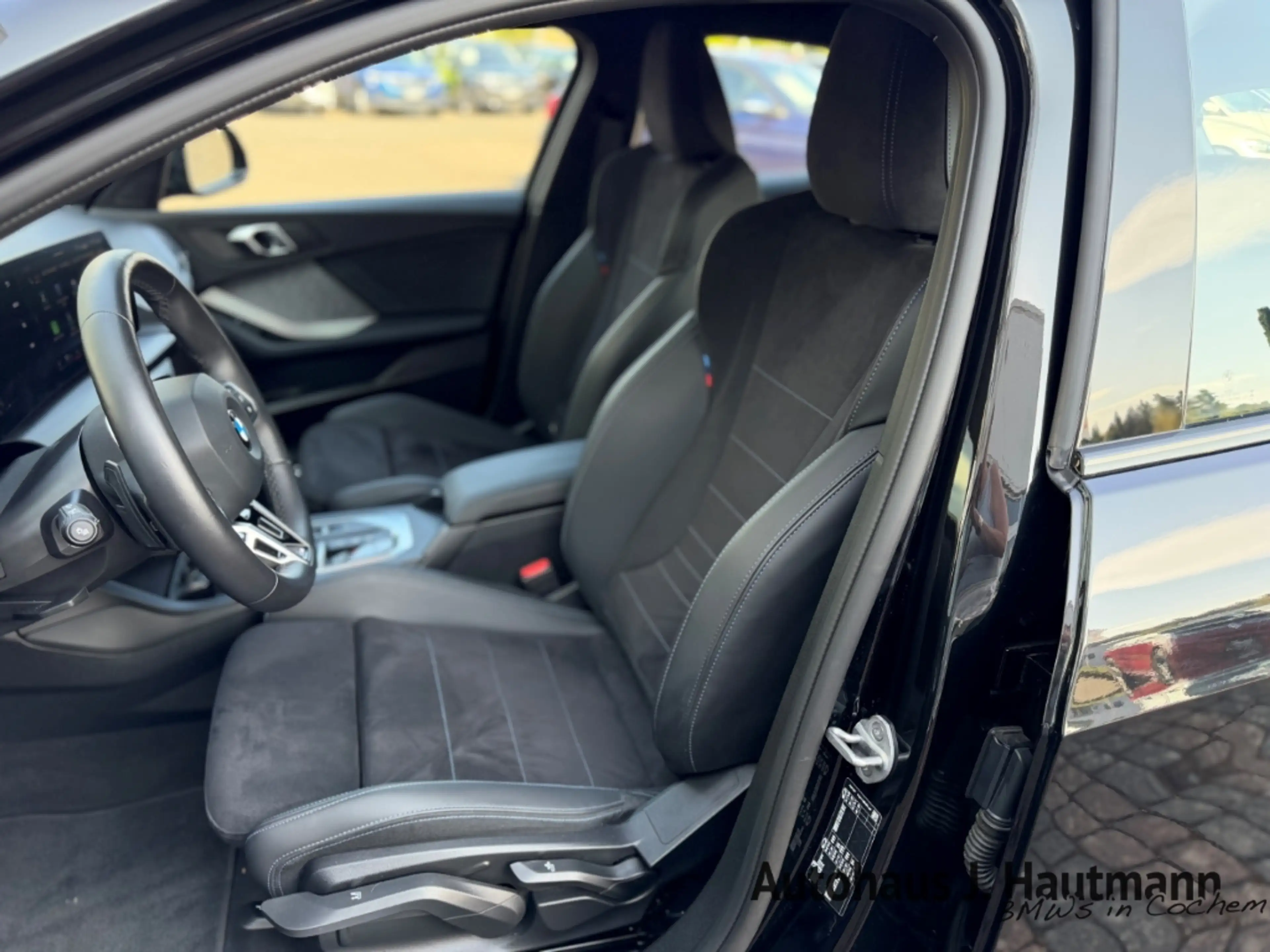 BMW 120 i M SPORT *ACC*RFK*LM18''*NAVI*SHZ* — photo 11