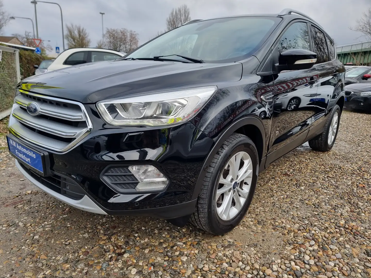 Ford Kuga 1.5l°Titanium°2Hand°Kamera°Xenon° Schwarz - 1