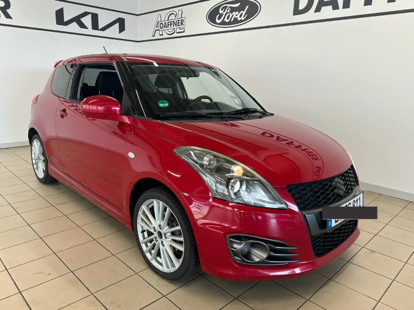 Suzuki Swift Sport 1.6 Red - 1