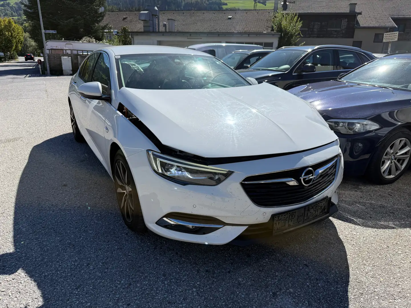 Opel Insignia Innovation Weiß - 1