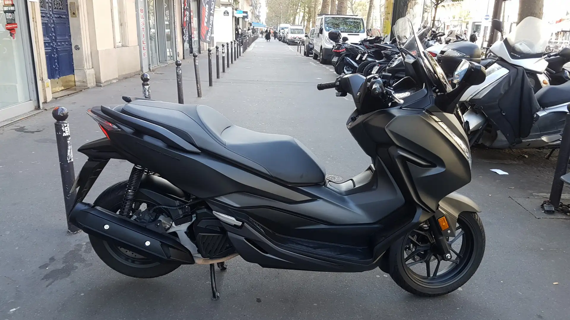 Honda Forza 125 Noir - 2