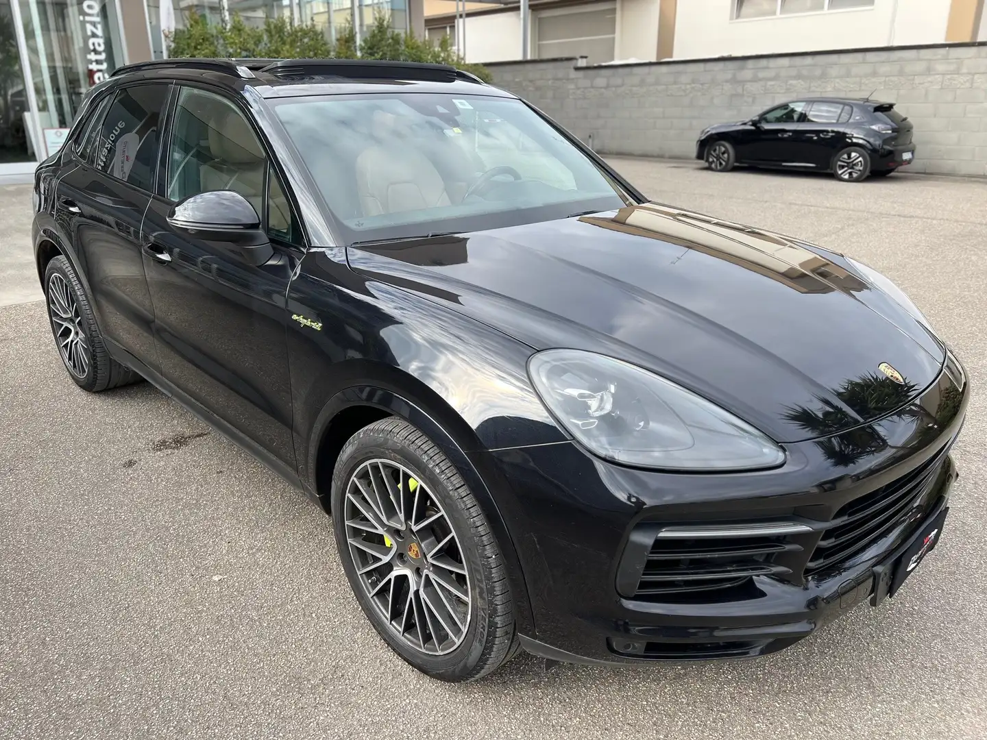Porsche Cayenne 3.0 e-hybrid tiptronic PASM/TETTO/LED/PELLE PERF. Nero - 1