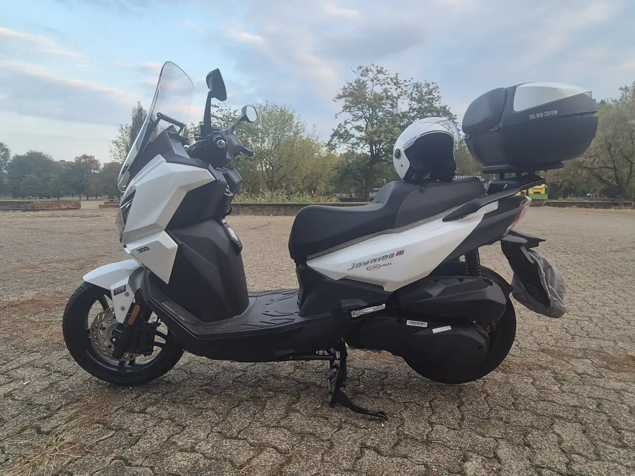 Sym Joyride 300