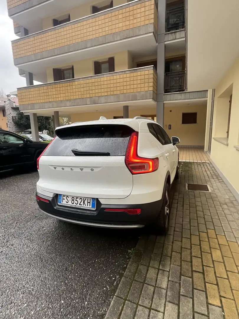 Volvo XC40 - 2