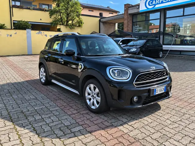 Mini Countryman view 3