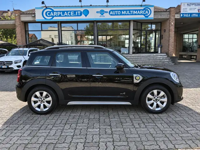Mini Countryman view 4