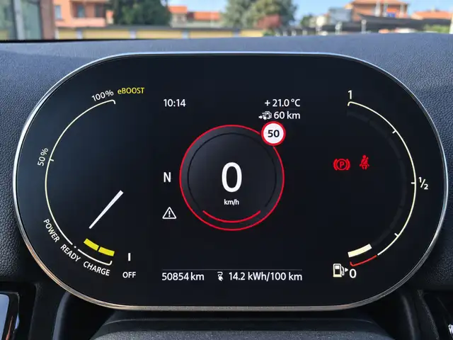 Mini Countryman view 11