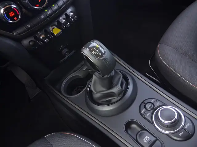 Mini Countryman view 13