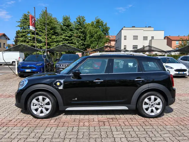 Mini Countryman view 8
