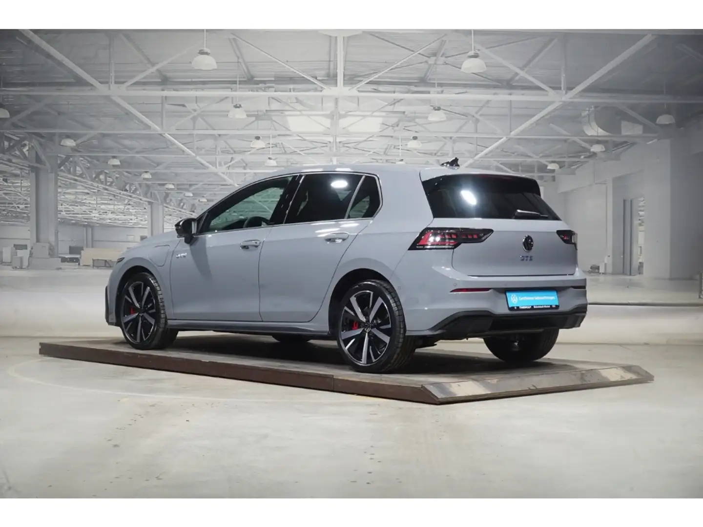 Volkswagen Golf GTE 1.5 eHybrid IQ Light AHK Head-Up ACC Grau - 2